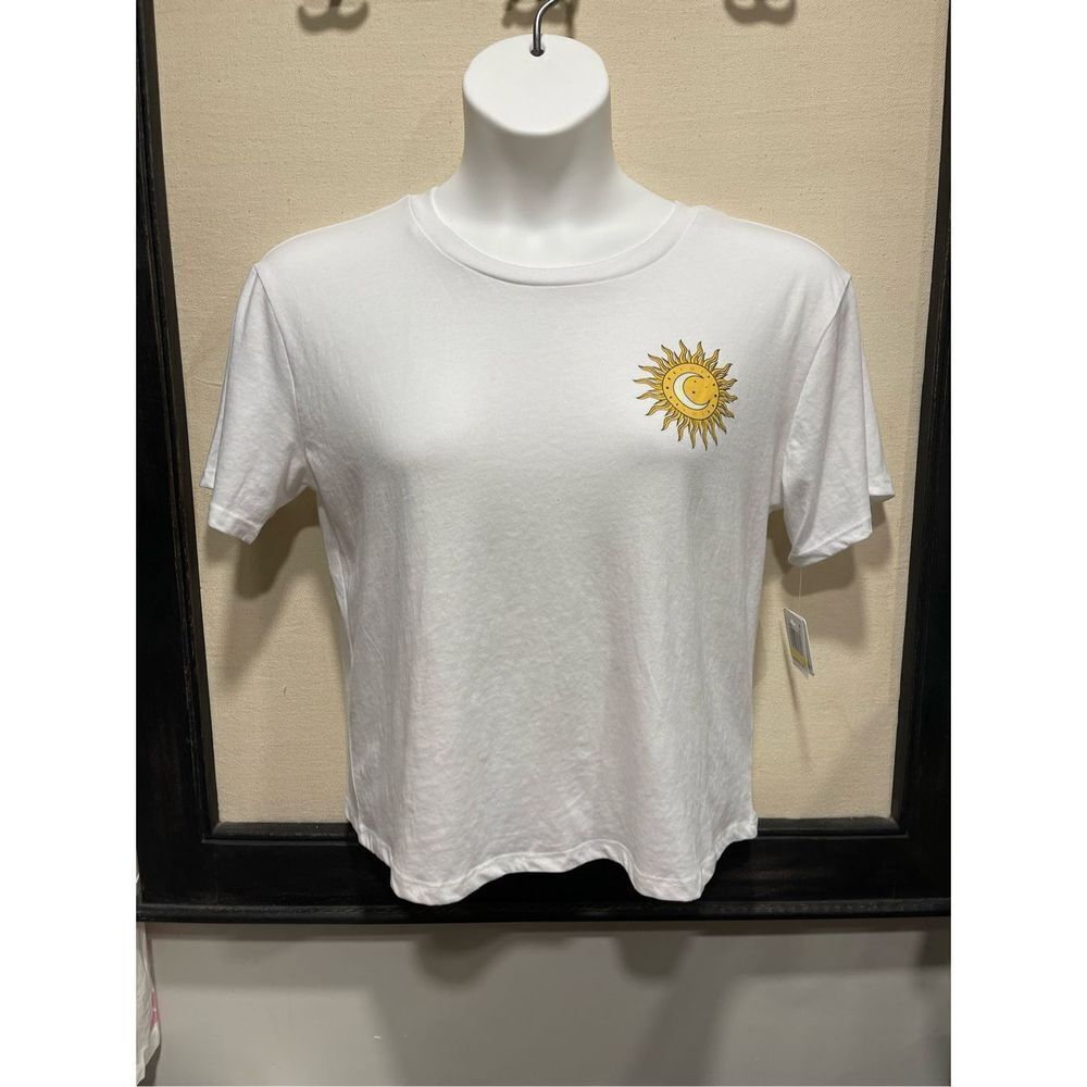 Moon and Sun Tshirt - Picture 2 of 9